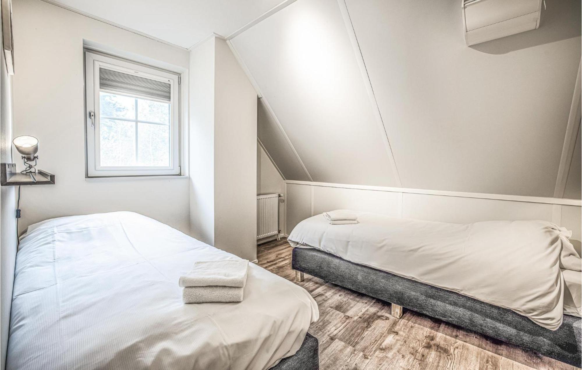 Amazing Home In Rijssen With Wifi ภายนอก รูปภาพ