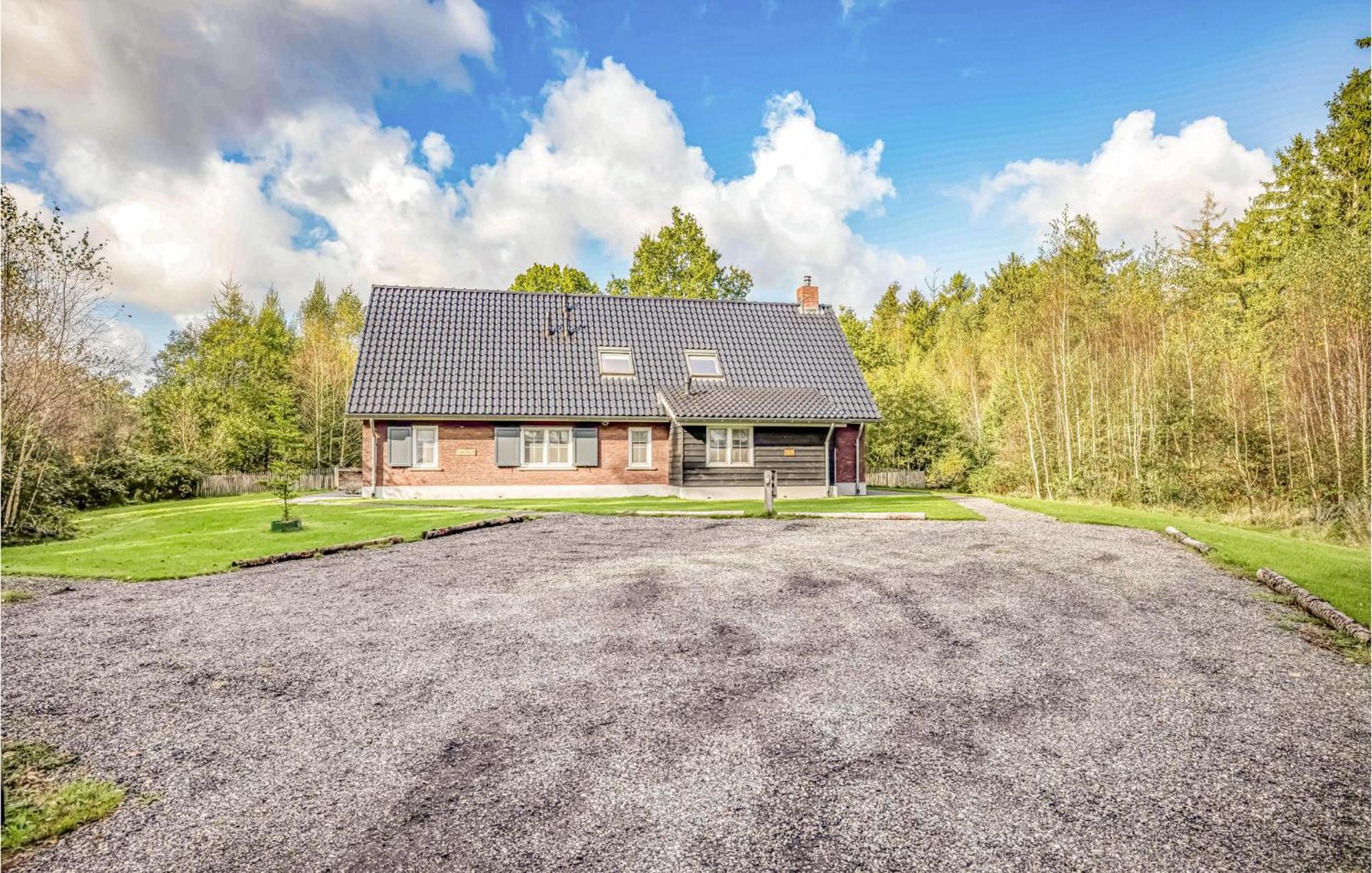 Amazing Home In Rijssen With Wifi ภายนอก รูปภาพ